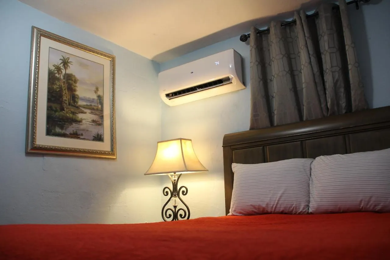 Holiday home Aponte-Walking Distance To Ocean Park Beach, Restaurants, Bars, Trendy Calle Loiza Villa San Juan